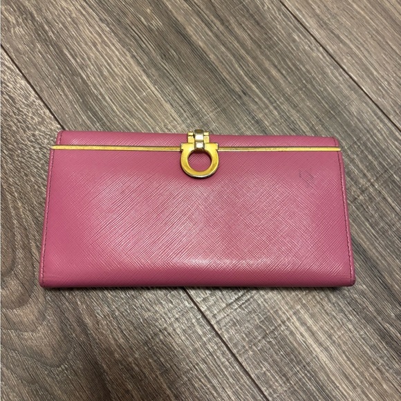 Salvatore Ferragamo Vintage Pink Gold Hardware Leather Bi-Fold Long Wallet - Picture 1 of 4